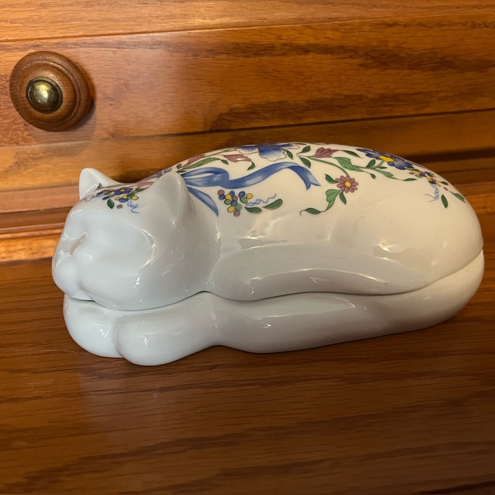 Vintage Elizabeth Arden Floral Cat Trinket/Salt Dish